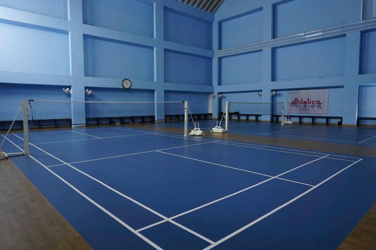 Badminton